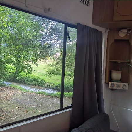 Mobile Home Situe Au Coeur Du Lac Blangy-le-Chateau Ngoại thất bức ảnh