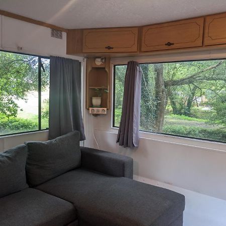 Mobile Home Situe Au Coeur Du Lac Blangy-le-Chateau Ngoại thất bức ảnh
